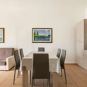 https://bellissimo-appartamento-centrocitta.in-sardinia.net